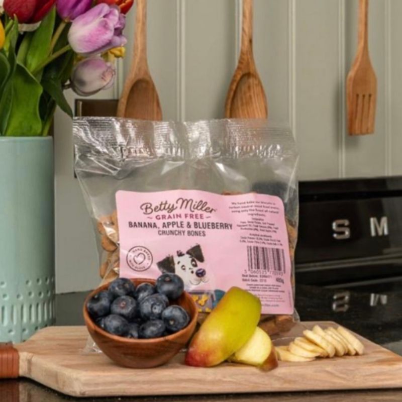 Betty Miller Grain-Free Banana, Apple & Blueberry Dog Biscuits Banana, are oven-baked in a carbon-neutral wood-fired oven using only natural ingredients.