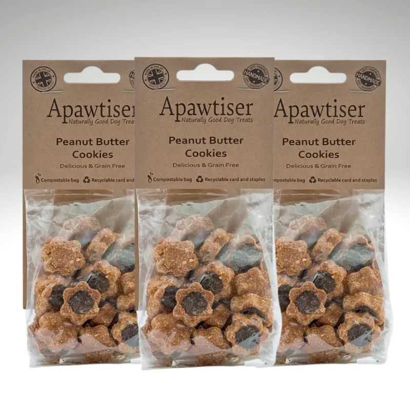 Dogs adore the flavour of peanut butter so treat them to our Apawtiser Peanut Butter Cookies. These handmade dog treats are baked with peanut butter, and topped with a carob drop. 