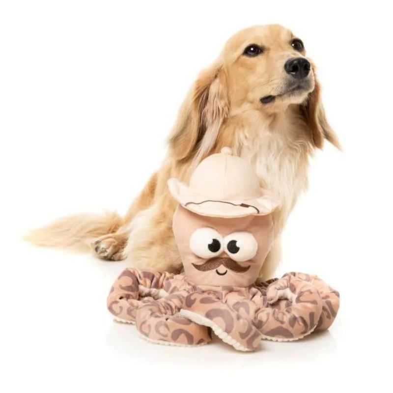 Your dog will be ready for an adventure with the Sir David Octoborough Dog Toy. Designed for interactive fun, this Octo-posse member also serves as a companion for your pet.