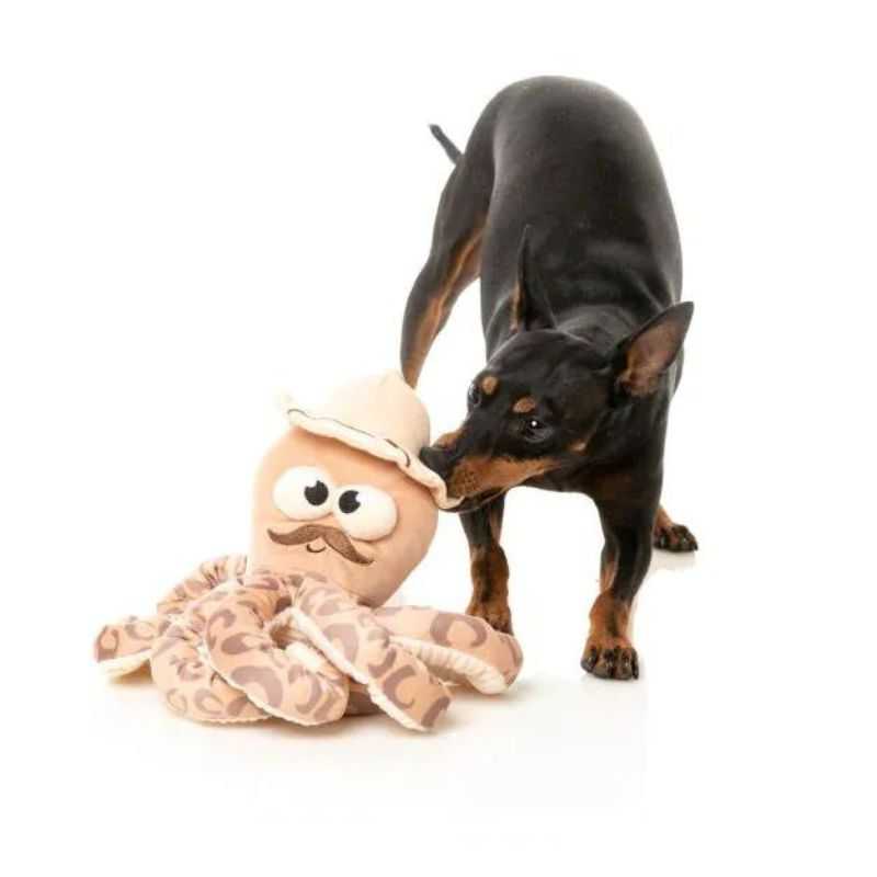 Your dog will be ready for an adventure with the Sir David Octoborough Dog Toy. Designed for interactive fun, this Octo-posse member also serves as a companion for your pet.