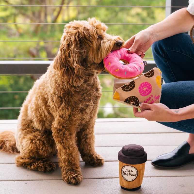 Treat your dog to the ultimate canine coffee break with our Cafe Latte Dog Toy. The cup includes a squeaker, crinkle fabric on the top of the cup and a squeaky detachable lid. 