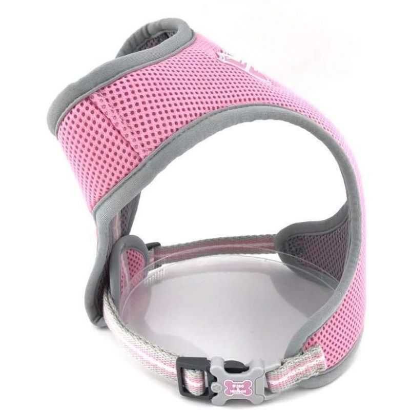 The Hugo & Hudson Pink Mesh Dog Harness offers a stunning combination of breathable, quick-dry material and vibrant colours with stress-tested buckles.