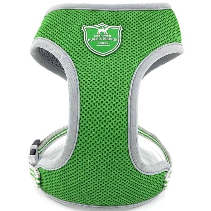 The Hugo & Hudson Green Mesh Dog Harness offers a stunning combination of breathable, quick-dry material and vibrant colours with stress-tested buckles.