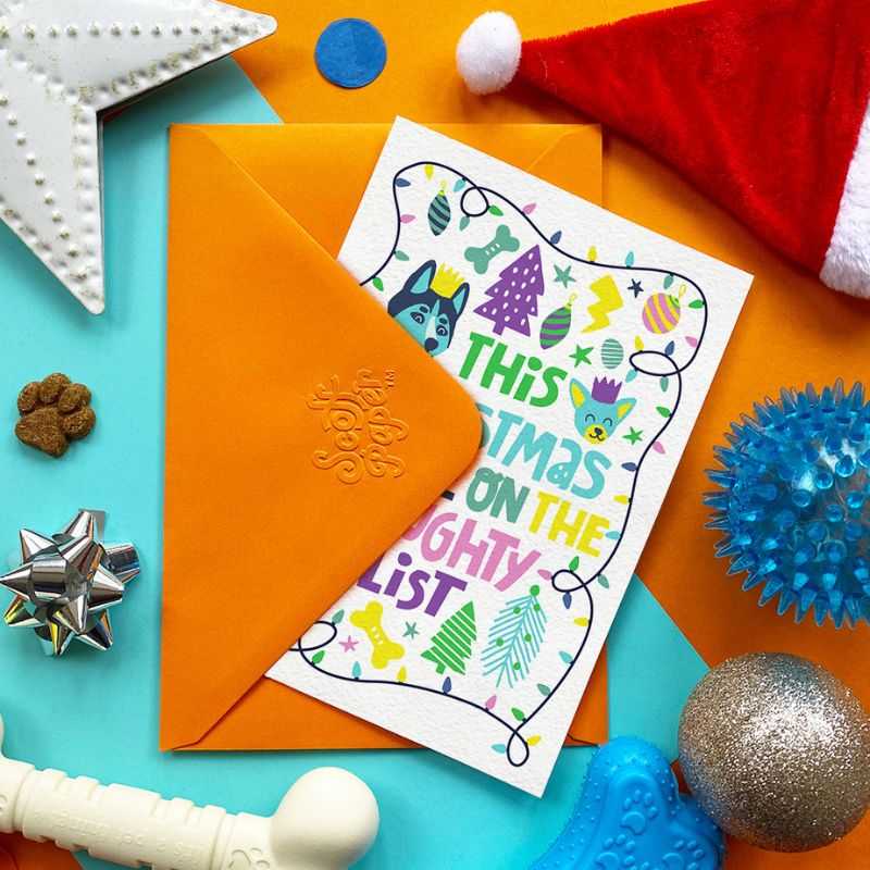 Celebrate this Christmas with the Scoff Paper Edible Dog Greeting Card.  Whether your pet has been up to mischief, this card will bring a heartwarming touch this festive season.