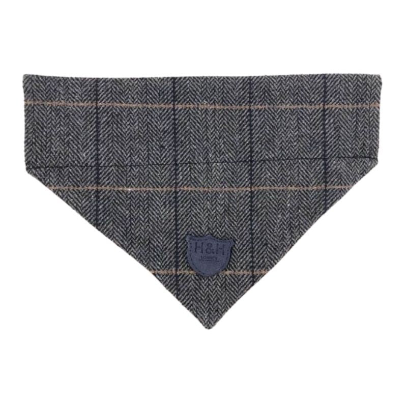 This Grey Check Tweed Dog Bandana is made from top quality materials and designed to slide on to your dog’s collar. 