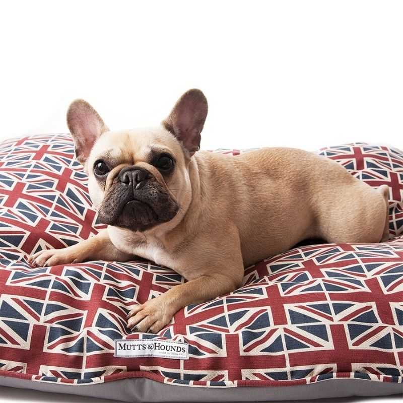 Union Jack Pillow Dog Bed. Let your pooch snuggle up with our Union Jack Pillow Dog Bed. A stylish Union Jack design with piped edge detail would be the perfect addition to any home.
